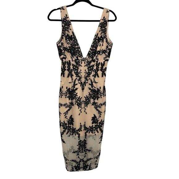 BARDOT Size 4 XS Dress Sheer Mesh Floral Embroidered pencil wiggle Beige Black - Picture 3 of 7